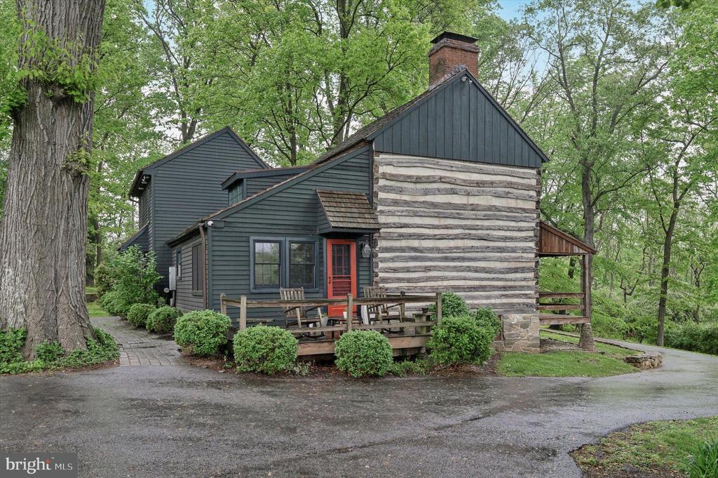 500 LUCKY HILL ROAD