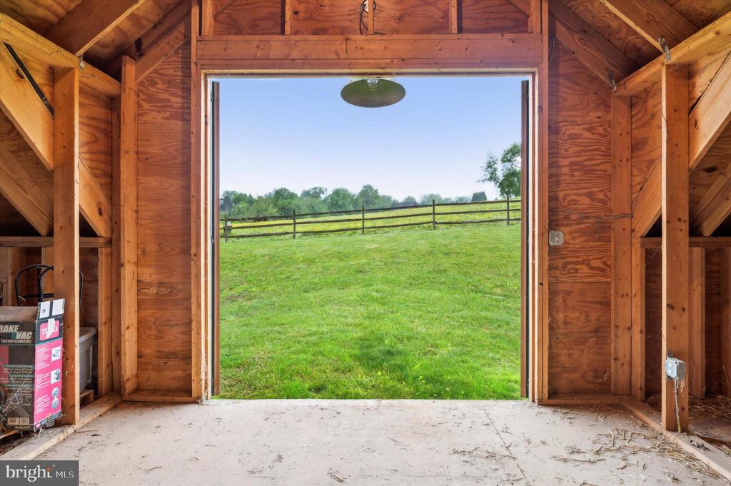 500 LUCKY HILL ROAD
