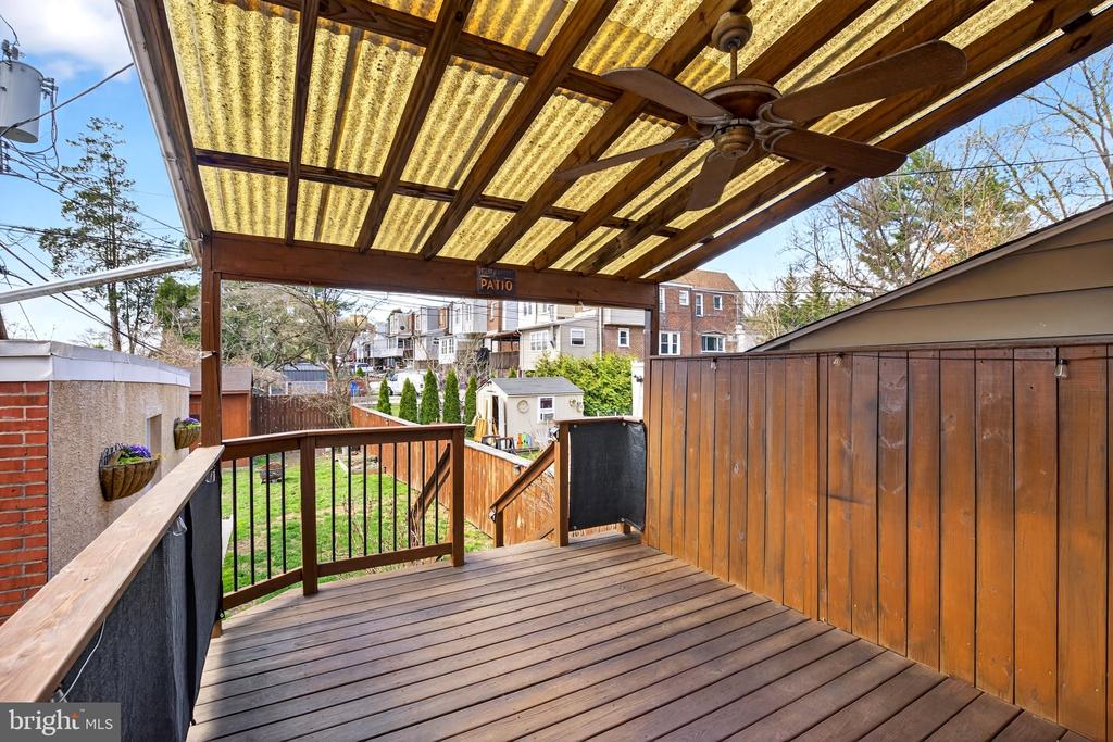 712 CLARENDON ROAD