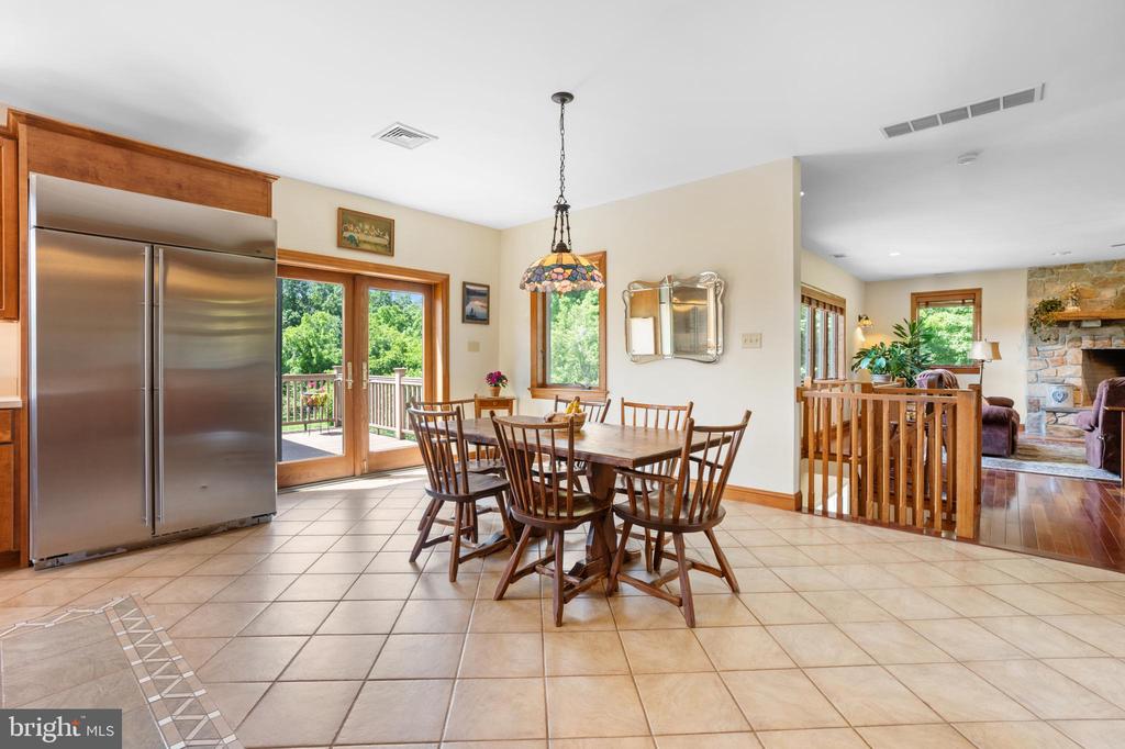 18 GREBE ROAD