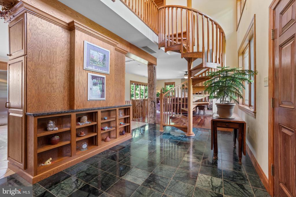 18 GREBE ROAD