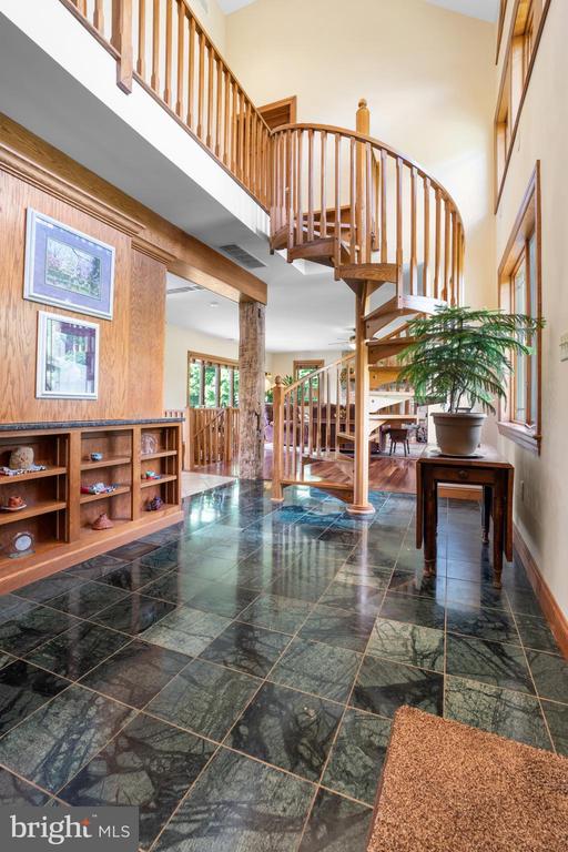 18 GREBE ROAD