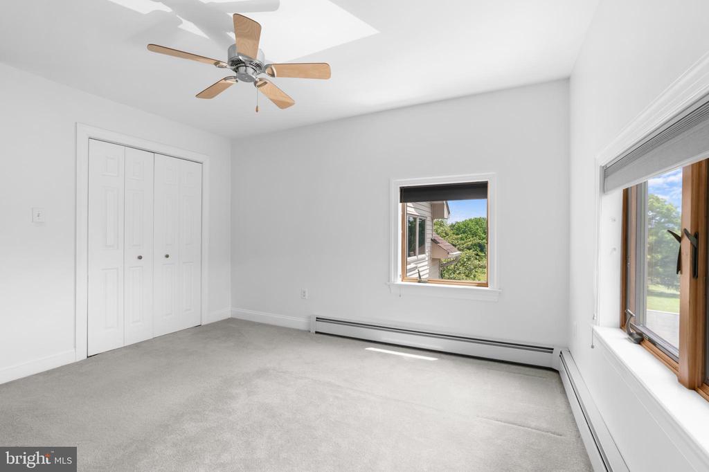 18 GREBE ROAD