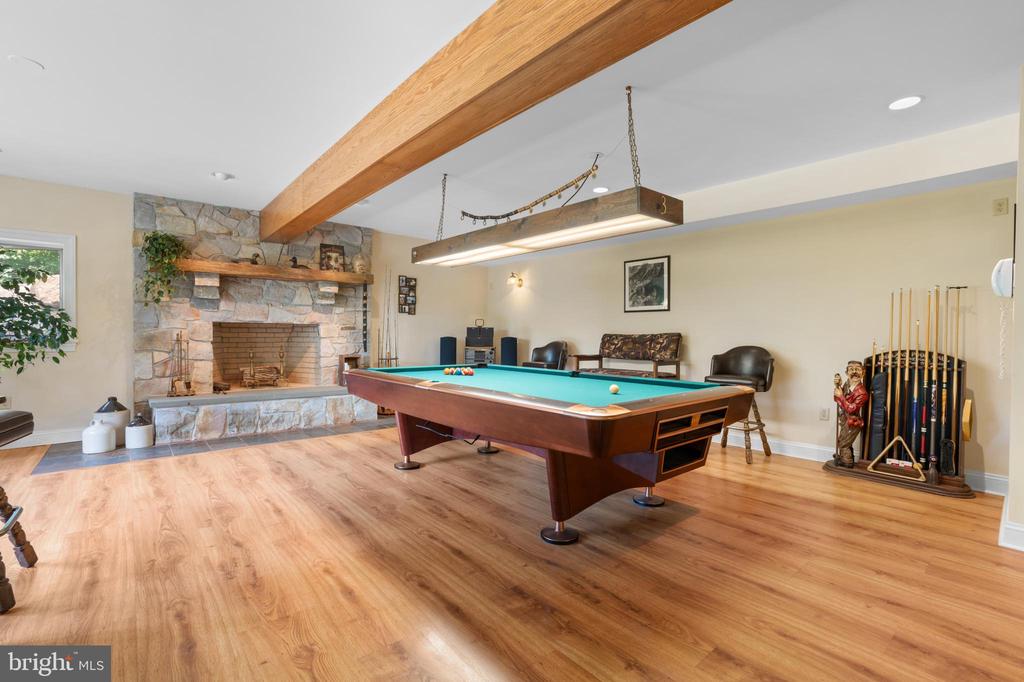 18 GREBE ROAD