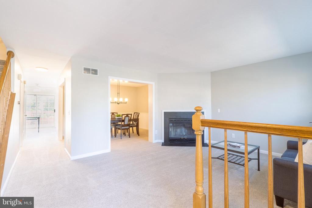 1126 VALLEY STREAM DRIVE