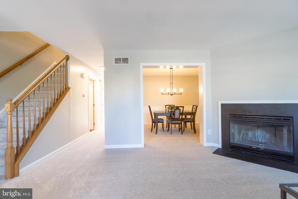 1126 VALLEY STREAM DRIVE