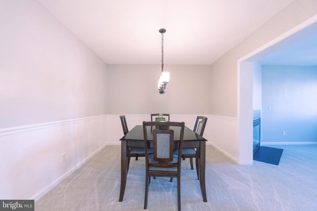1126 VALLEY STREAM DRIVE