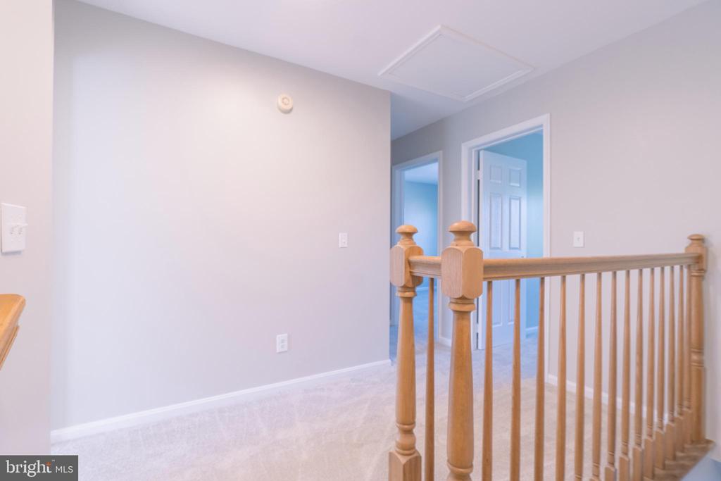 1126 VALLEY STREAM DRIVE