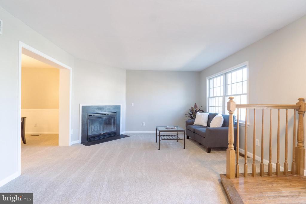 1126 VALLEY STREAM DRIVE