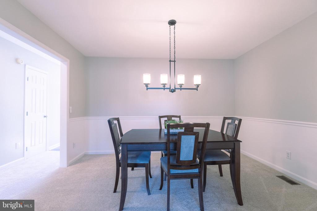1126 VALLEY STREAM DRIVE