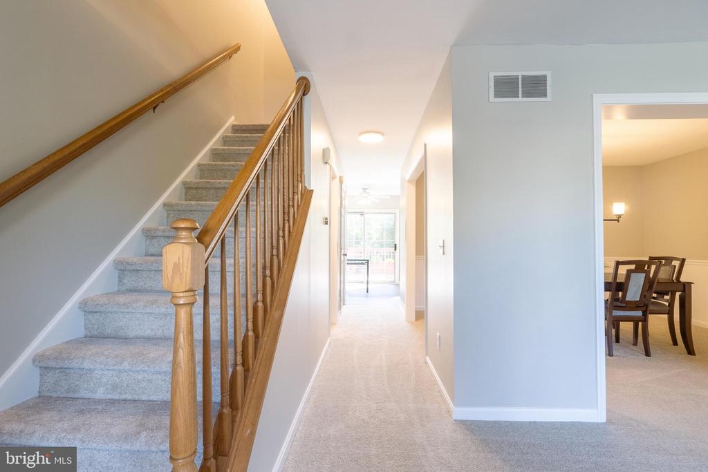 1126 VALLEY STREAM DRIVE