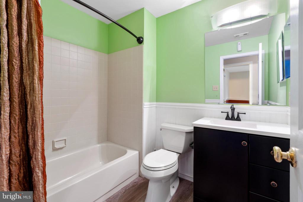 1012 FOXMEADOW DRIVE Unit: CONDO 1012