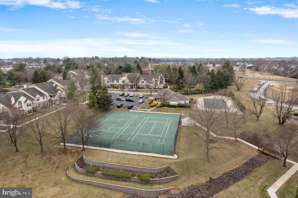 1012 FOXMEADOW DRIVE Unit: CONDO 1012