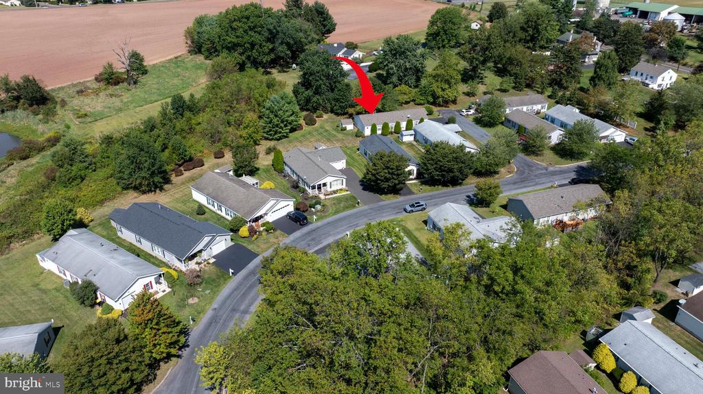 609 VILLAGE WAY