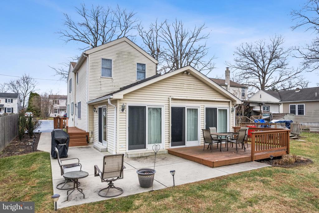 106 GLENWOOD AVENUE