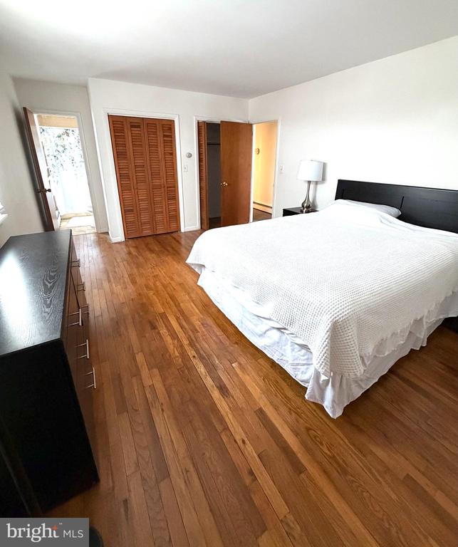 1155 GRAVEL PIKE Unit: 1