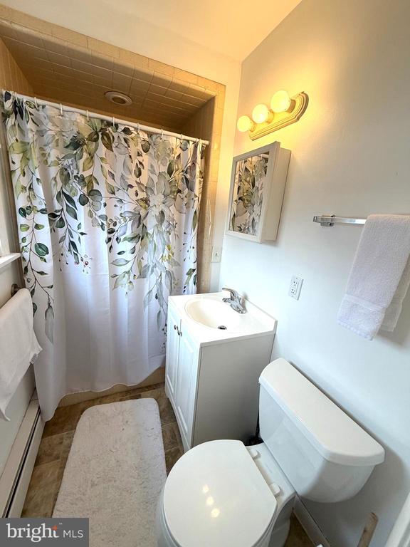 1155 GRAVEL PIKE Unit: 1