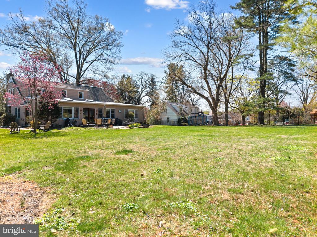 1946 WASHINGTON LANE