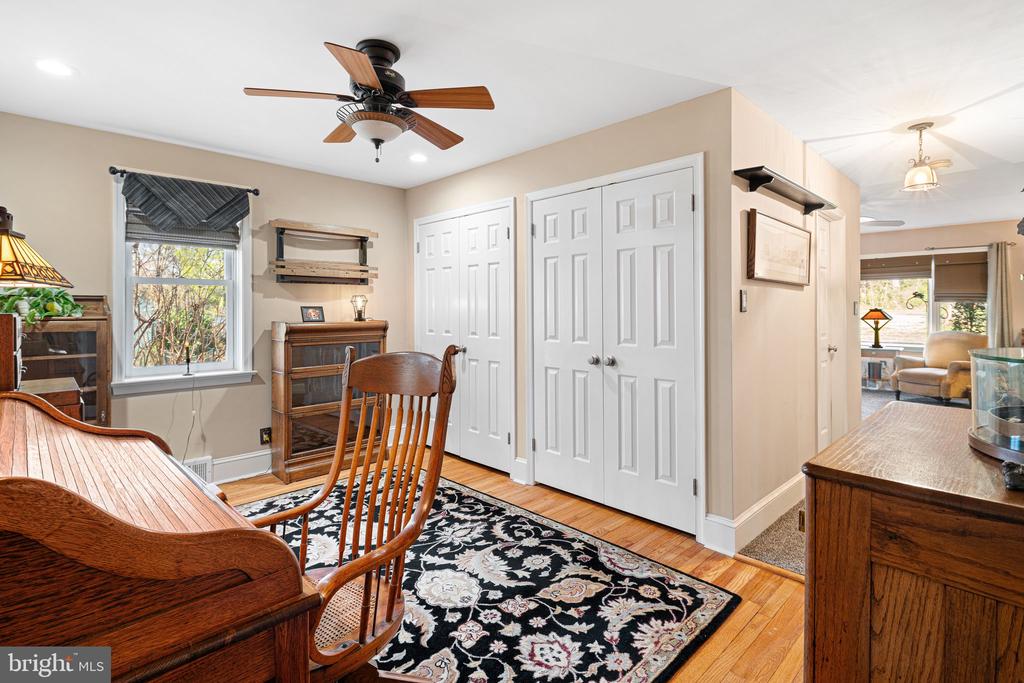 1946 WASHINGTON LANE