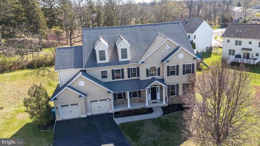 2611 BRIDLE PATH ROAD