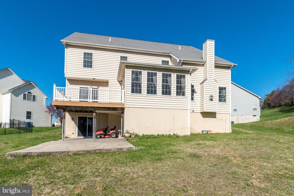 2611 BRIDLE PATH ROAD