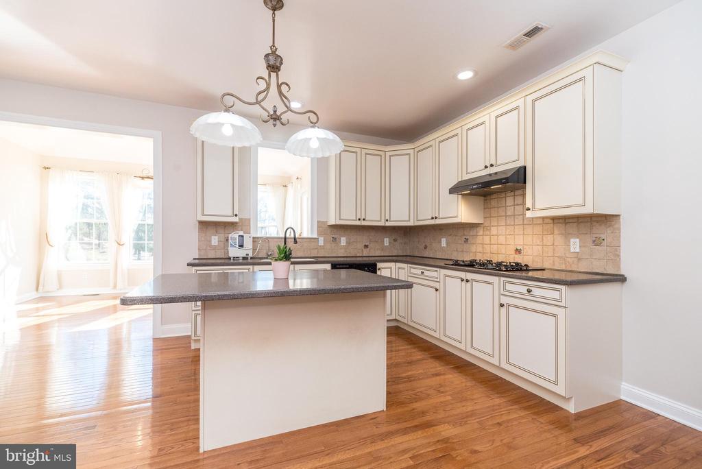2611 BRIDLE PATH ROAD
