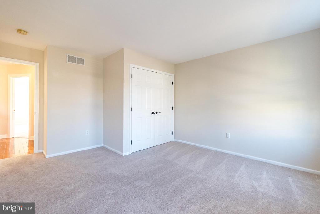 2611 BRIDLE PATH ROAD