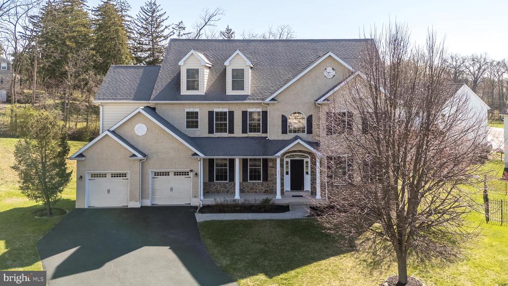 2611 BRIDLE PATH ROAD