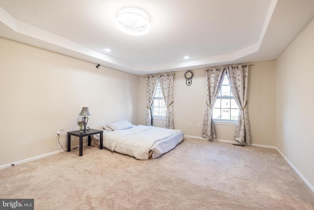 2611 BRIDLE PATH ROAD