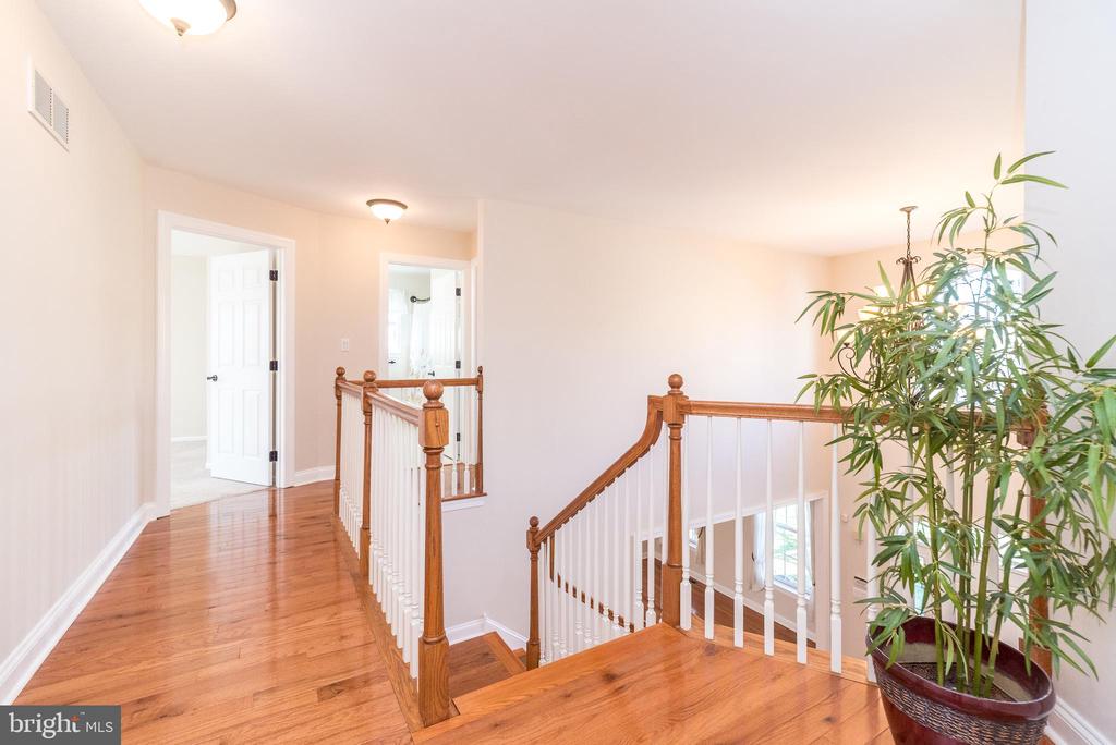 2611 BRIDLE PATH ROAD