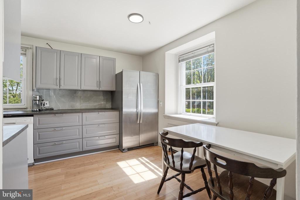 2418 BOYD ROAD