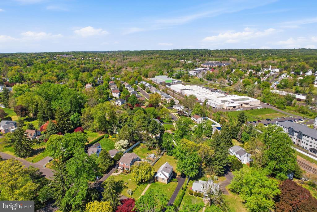 2418 BOYD ROAD