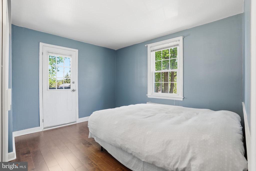 2418 BOYD ROAD