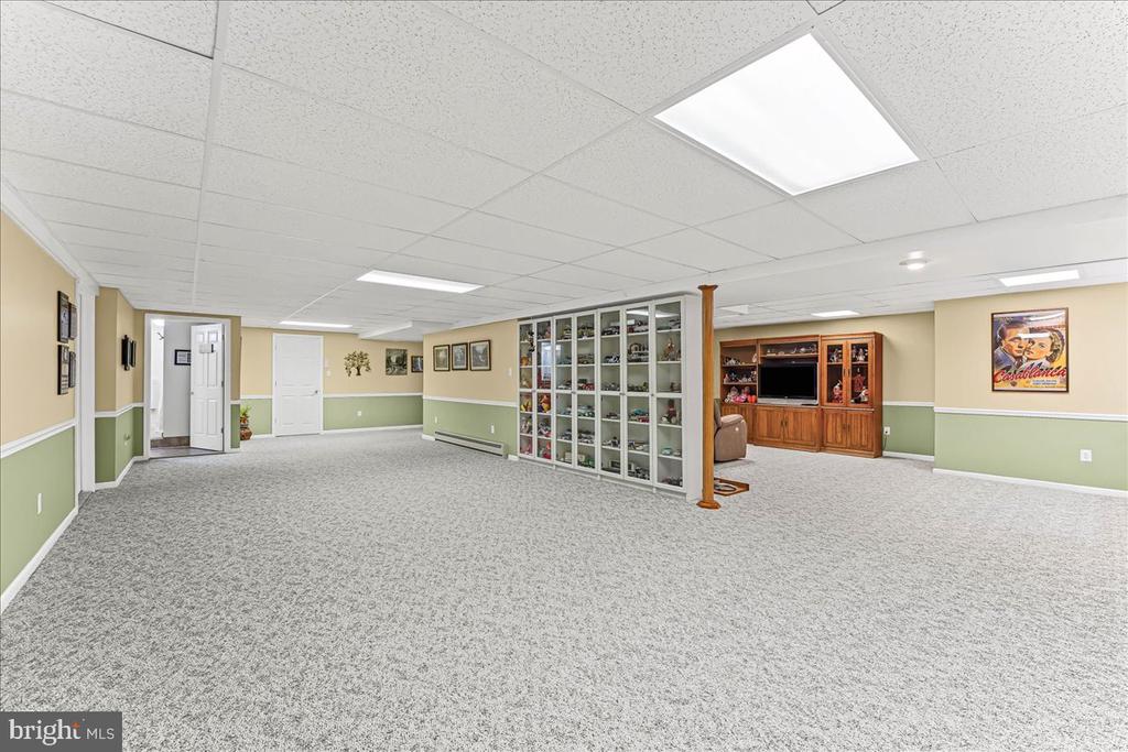 1072 BORDEAUX LANE