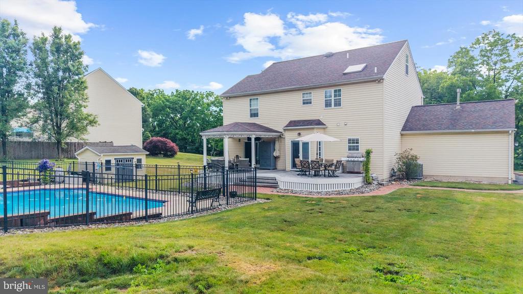 2674 ROMIG ROAD