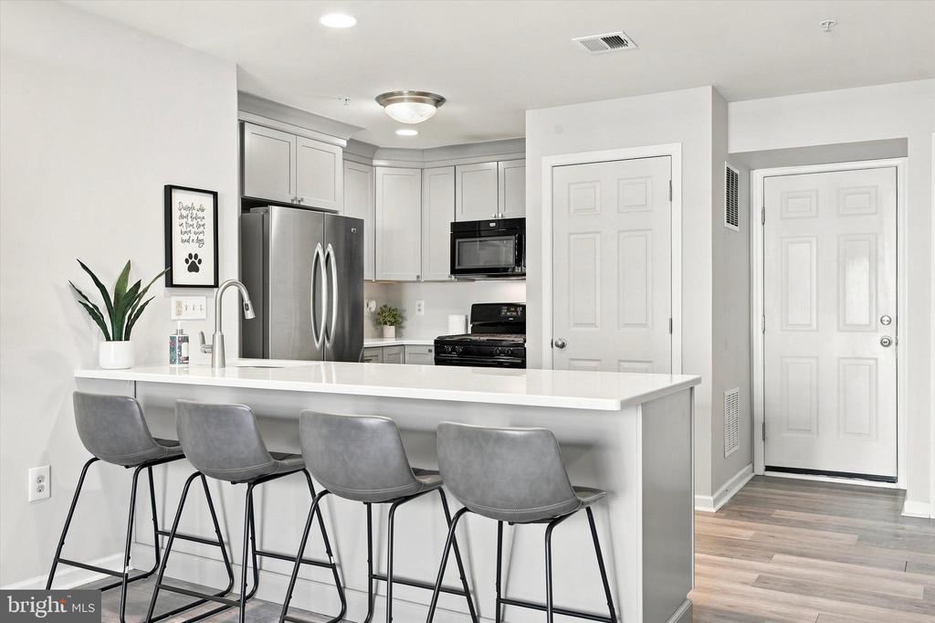 2077 MORGAN HILL DRIVE Unit: M31