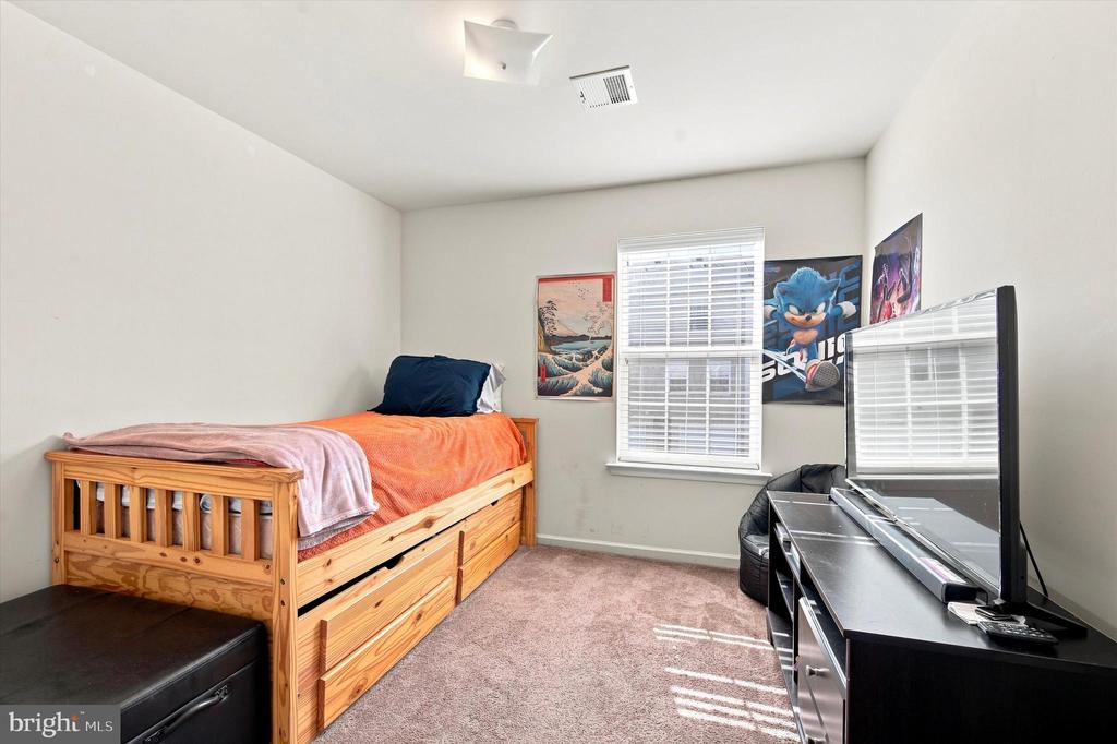 2077 MORGAN HILL DRIVE Unit: M31