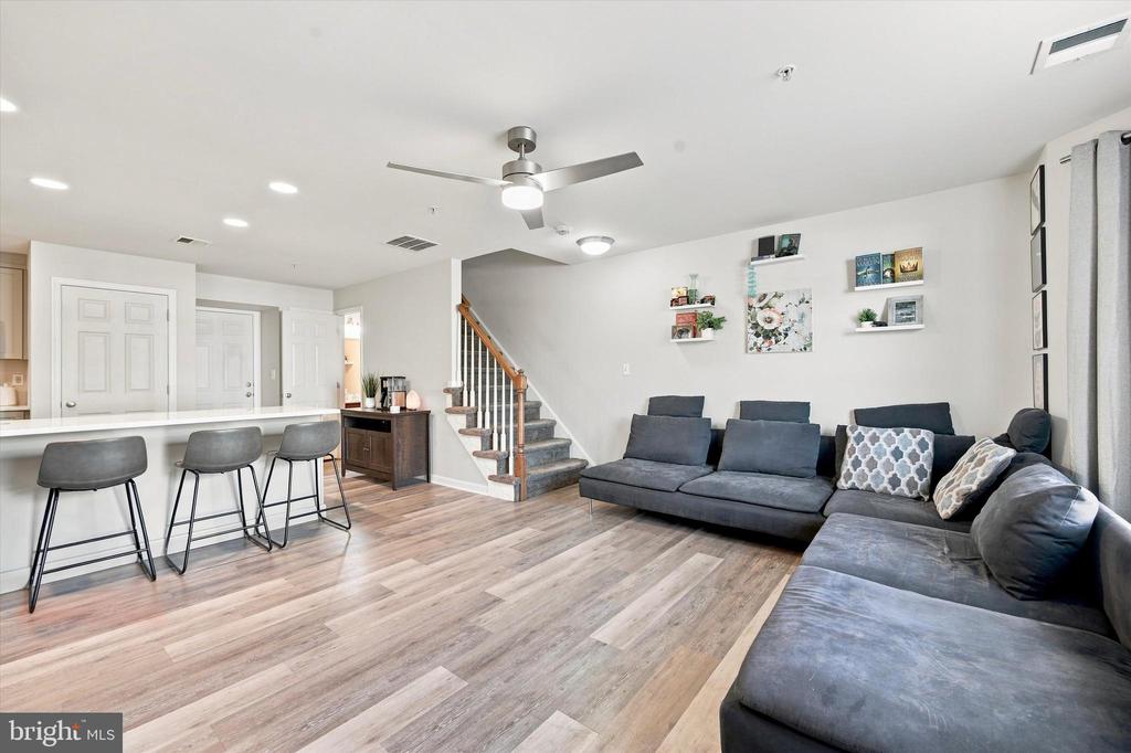 2077 MORGAN HILL DRIVE Unit: M31