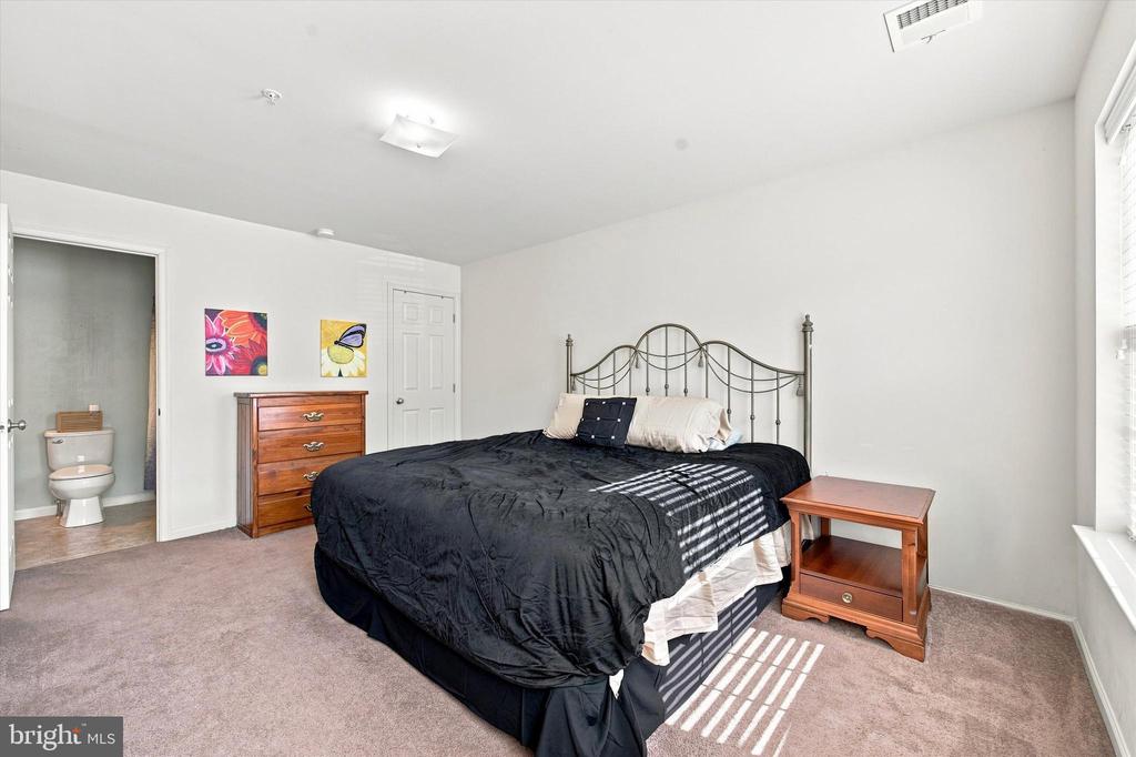 2077 MORGAN HILL DRIVE Unit: M31