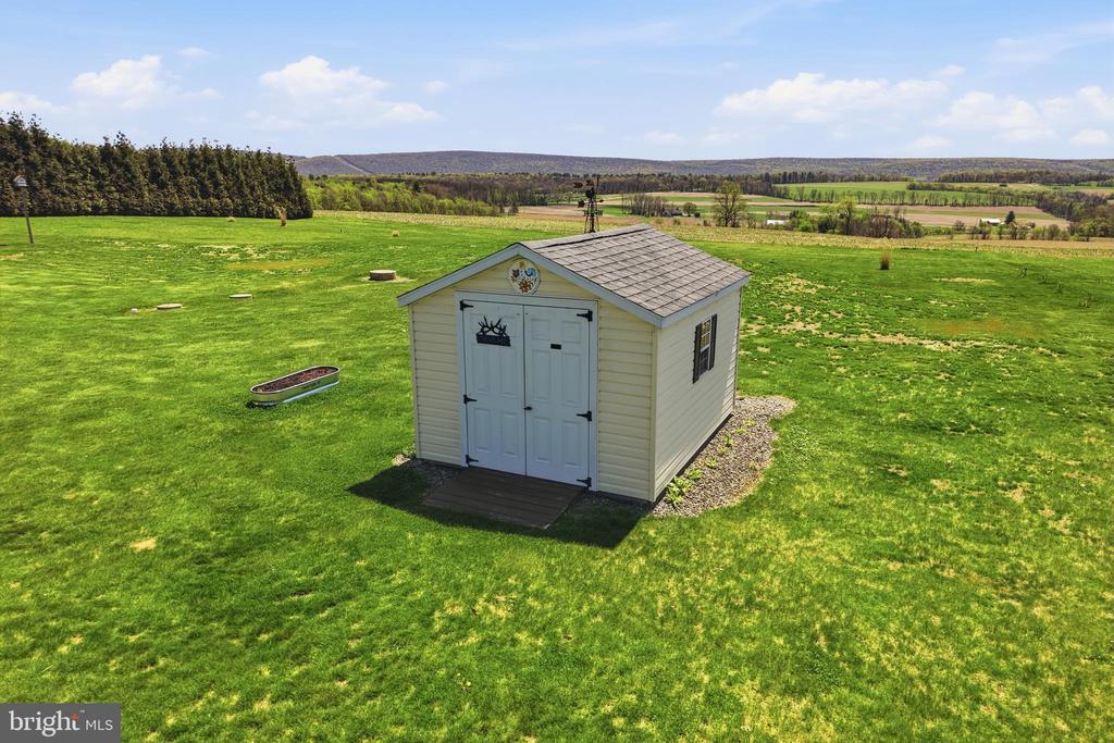 495 RABBIT RUN ROAD