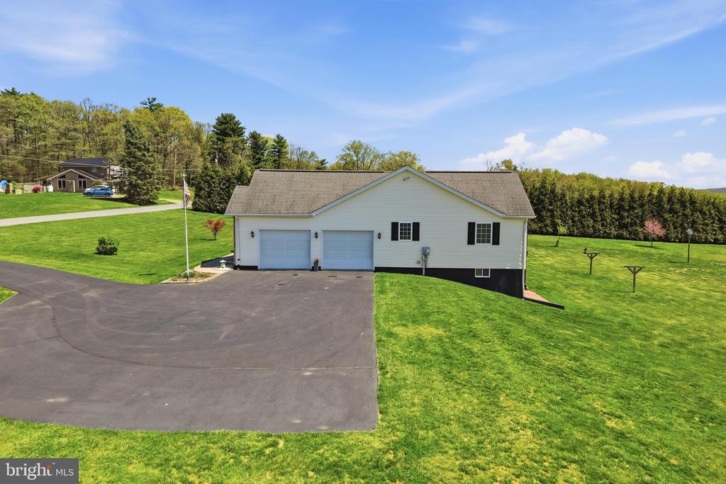 495 RABBIT RUN ROAD