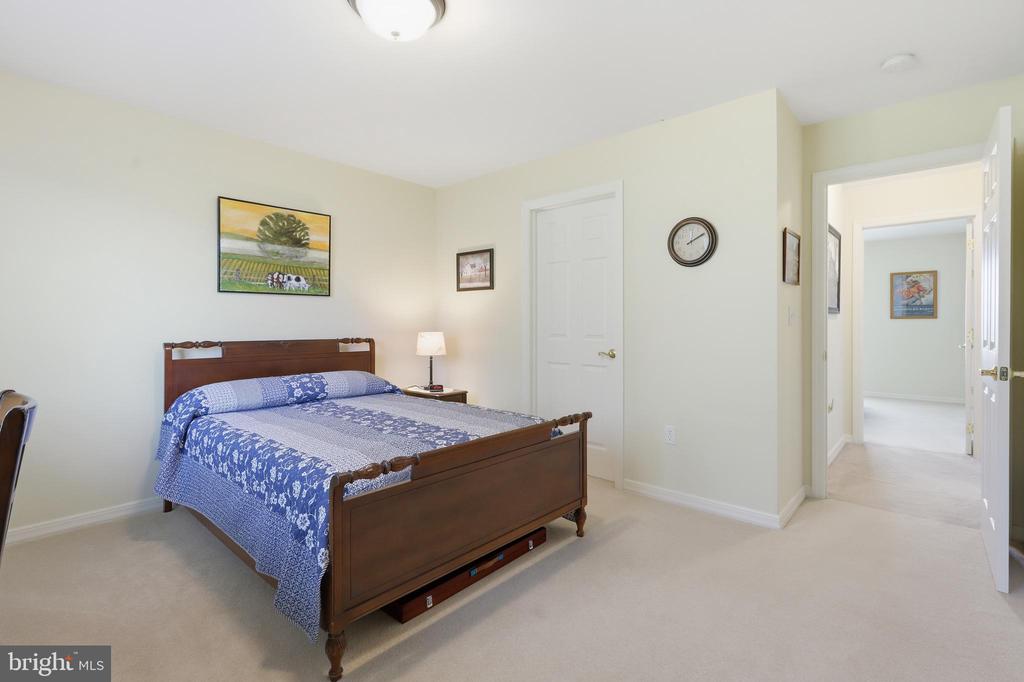 495 RABBIT RUN ROAD