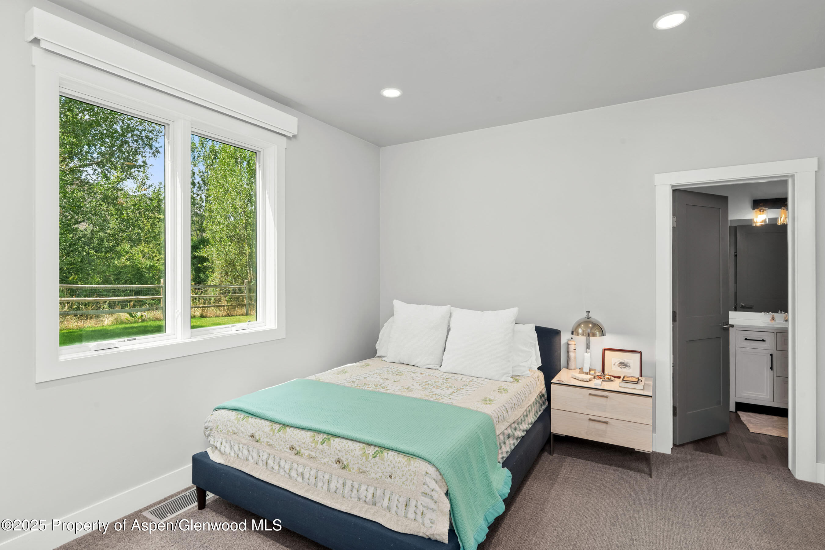 22 Equestrian Way