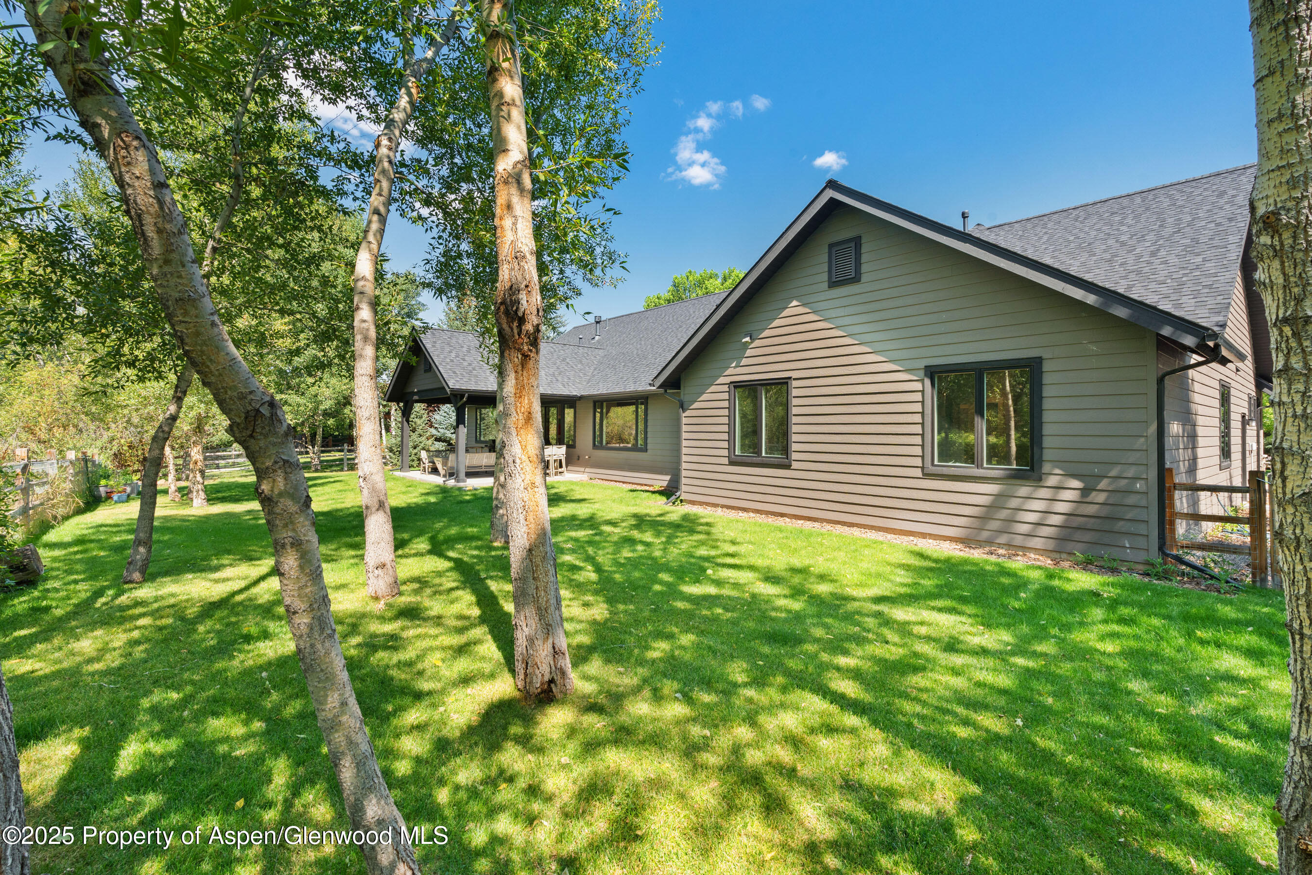 22 Equestrian Way