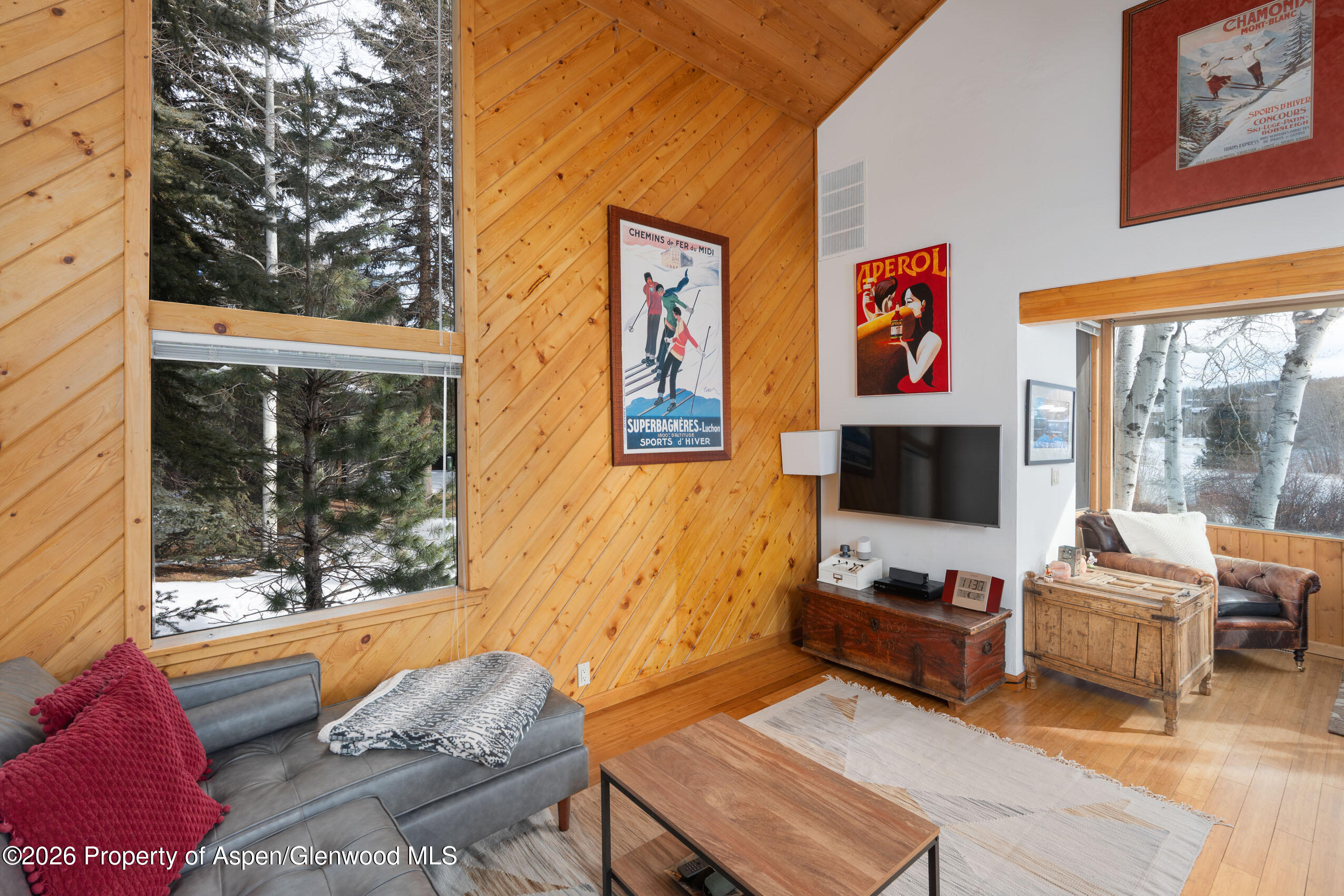 4000 Brush Creek Road 20