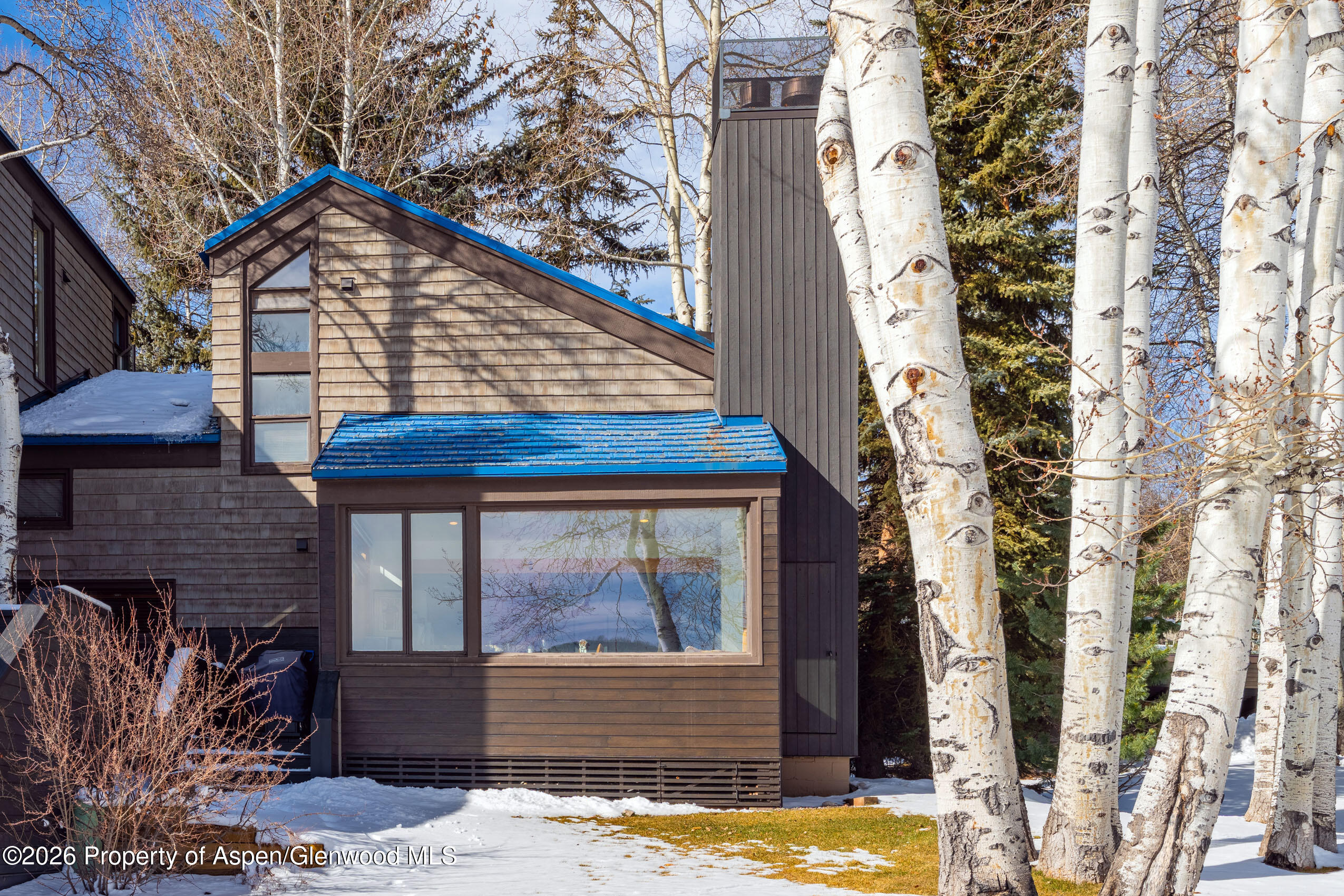 4000 Brush Creek Road 20