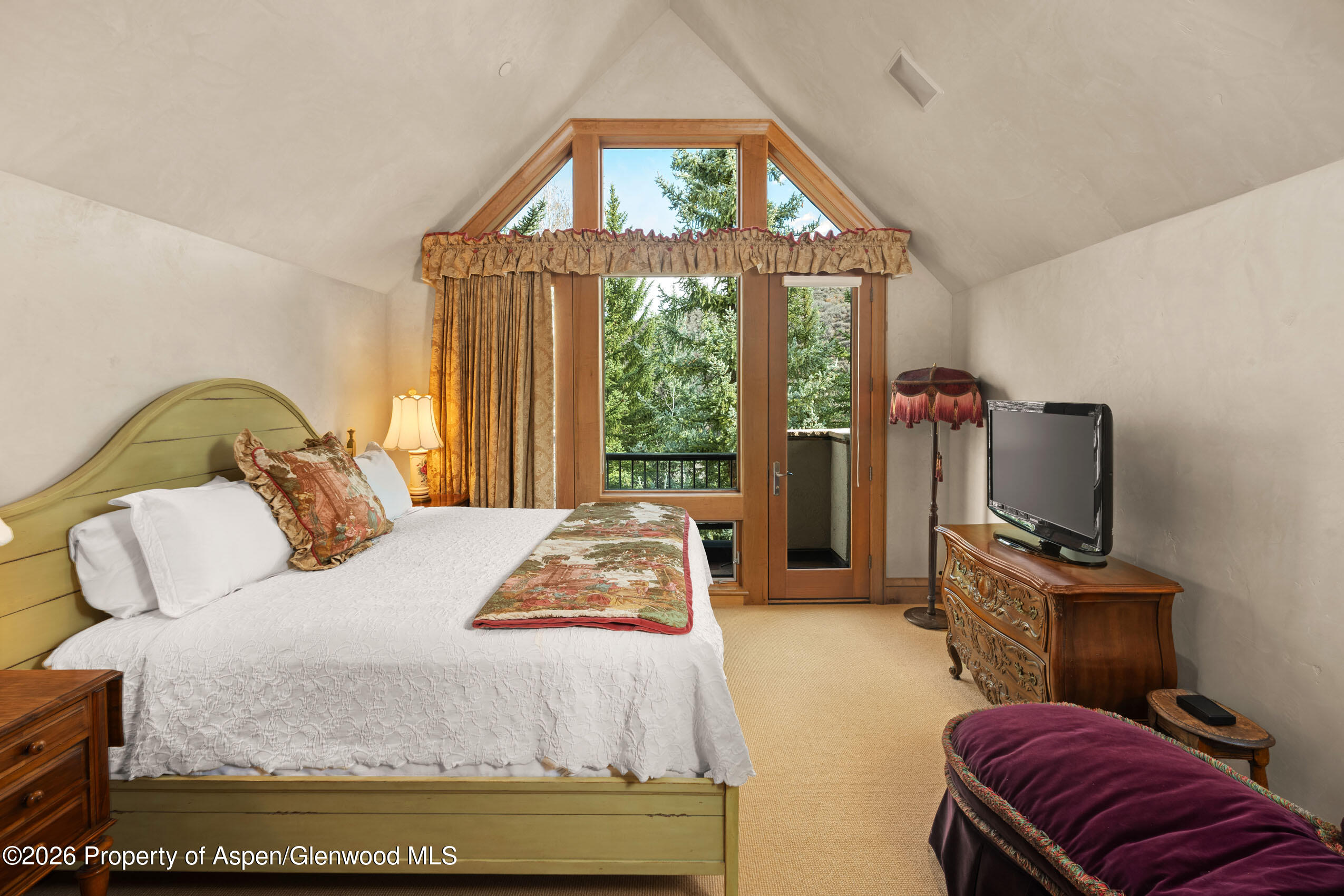 102 Burnt Mountain Drive 2