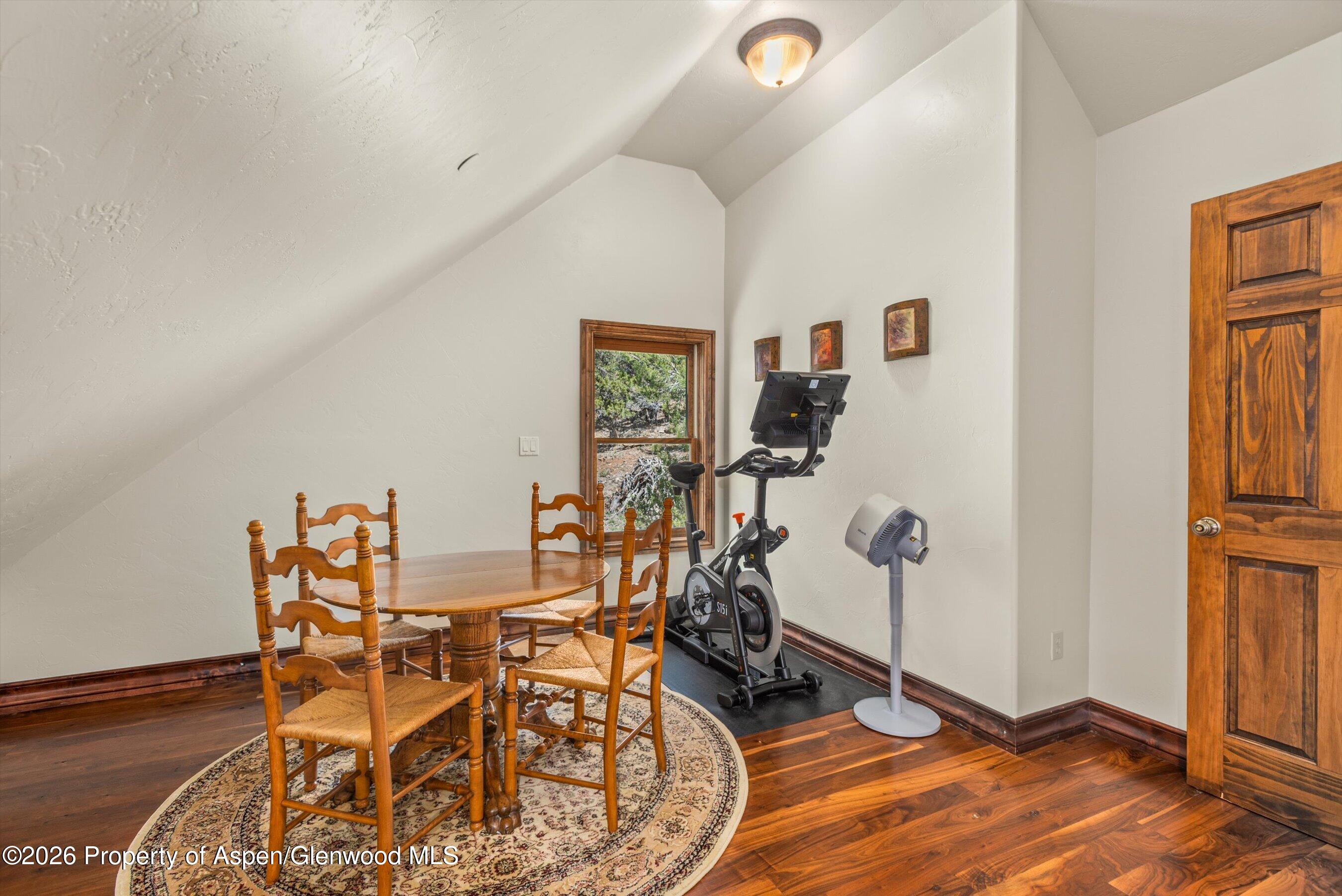 845 Hillcrest Drive