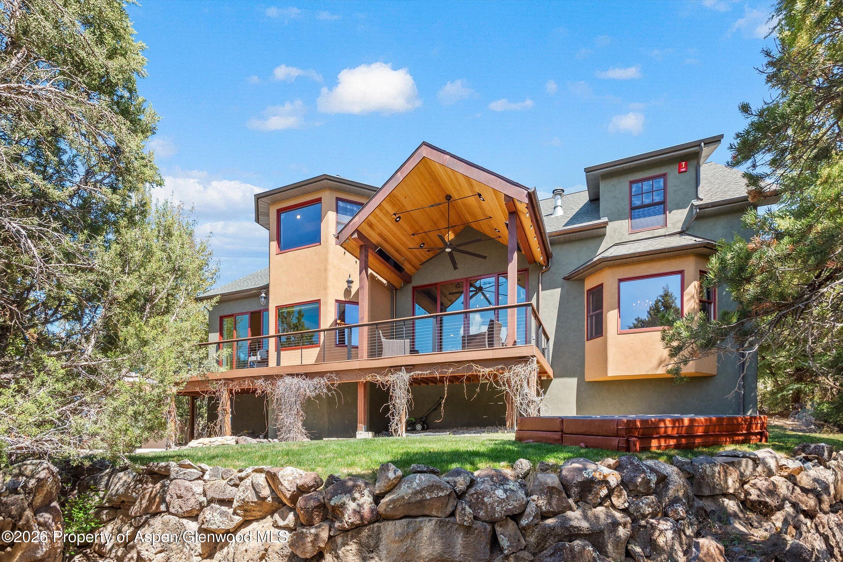 845 Hillcrest Drive