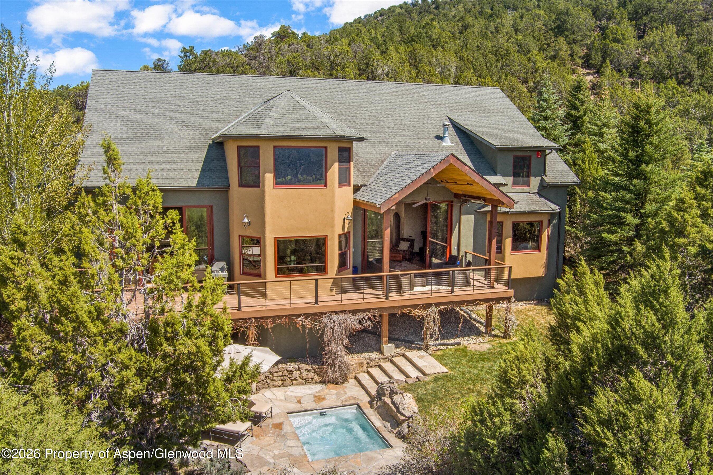 845 Hillcrest Drive